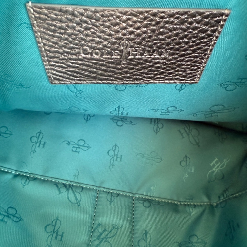 Cole Haan Silver Pewter Pebbled Leather Tote | Original Dust Bag | Teal Lining - Picture 5 of 15